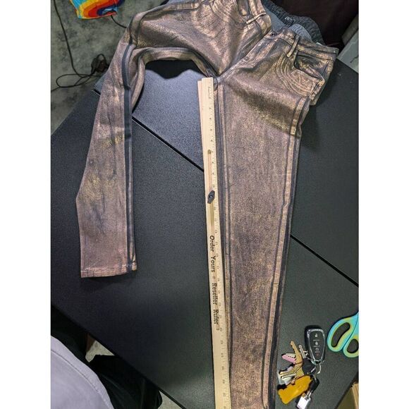 Levi's Women's Shiny Stretch Skinny Legging Jeans, Black/Brown Copper Foil Women - Picture 8 of 8